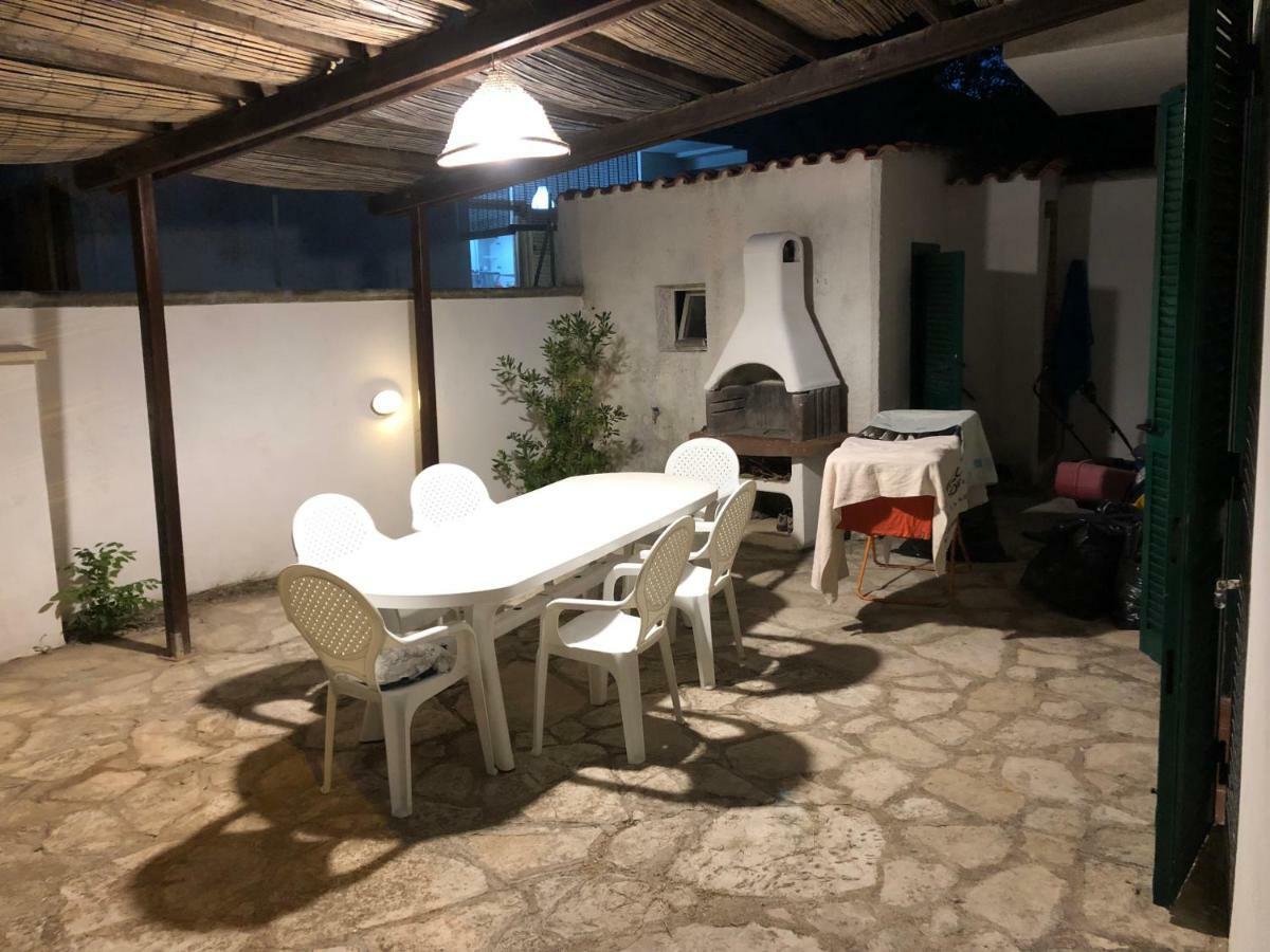 Baia Di Ferienhaus